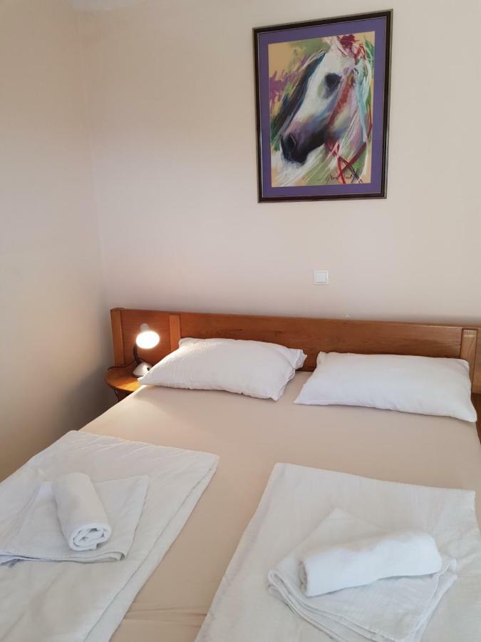 Apartment Lavanda 스타리그라드 파클레니차 외부 사진